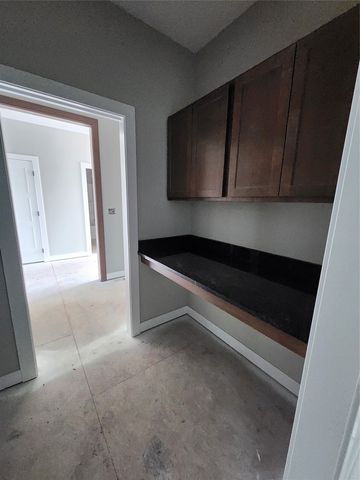 320 13th Street NW, Bondurant, IA 50035