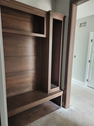 320 13th Street NW, Bondurant, IA 50035