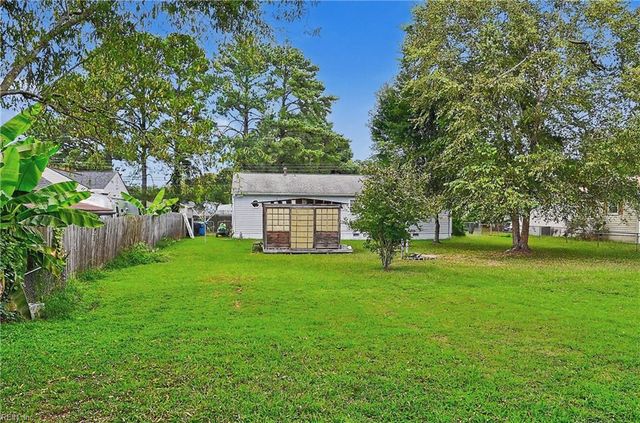 2905 Pinewood DR, Virginia Beach, VA 23452