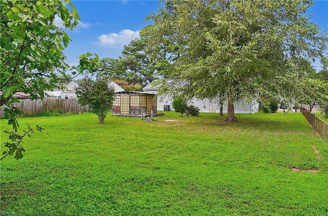 2905 Pinewood DR, Virginia Beach, VA 23452