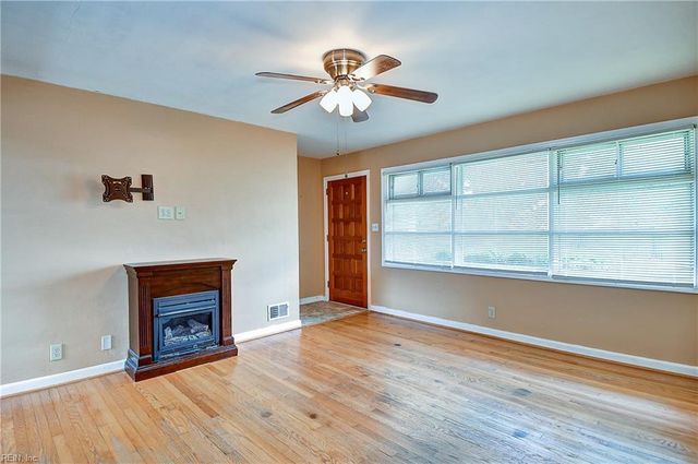 2905 Pinewood DR, Virginia Beach, VA 23452