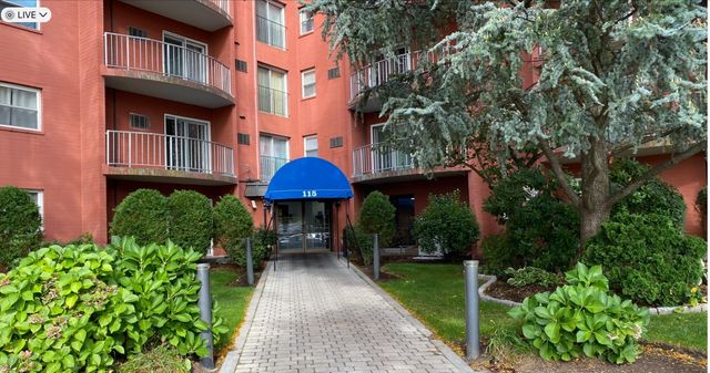115 W Squantum St 507, Quincy, MA 02184