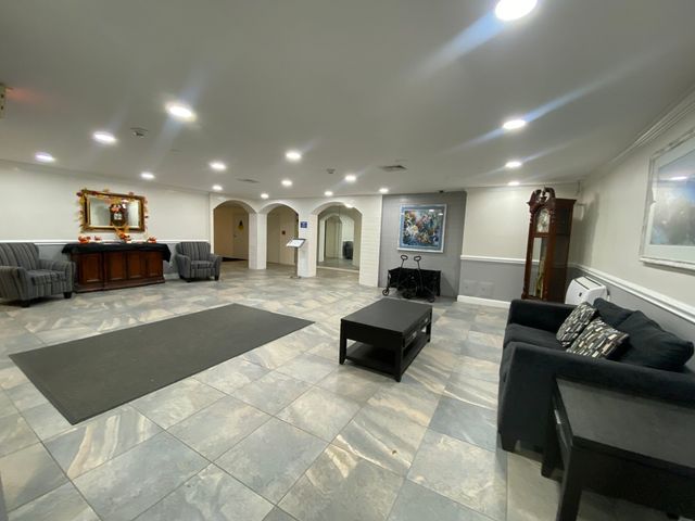115 W Squantum St 507, Quincy, MA 02184