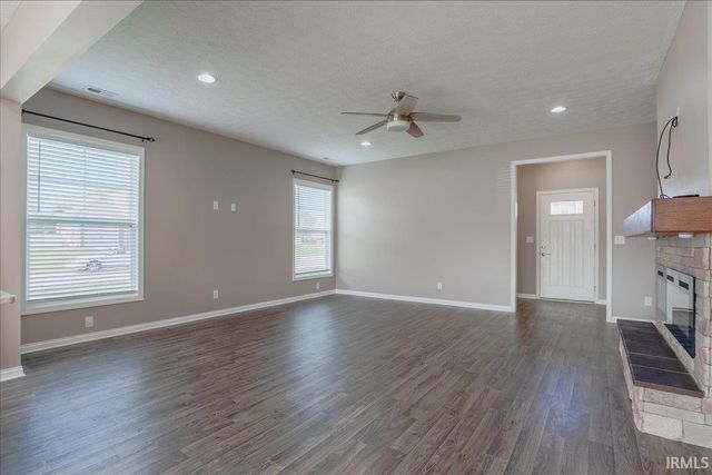 3066 Cornerstone Court, Newburgh, IN 47630
