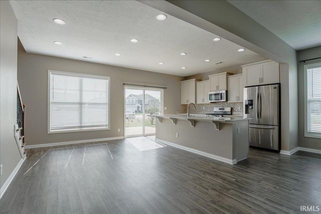 3066 Cornerstone Court, Newburgh, IN 47630