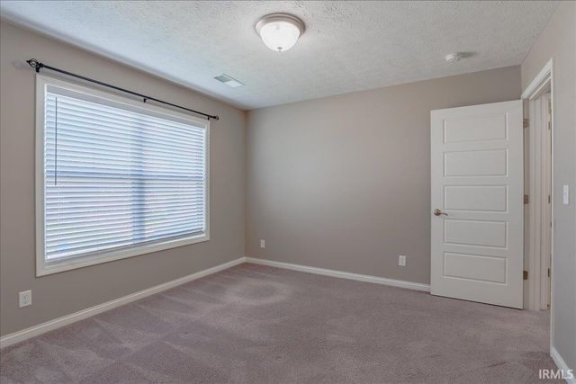 3066 Cornerstone Court, Newburgh, IN 47630
