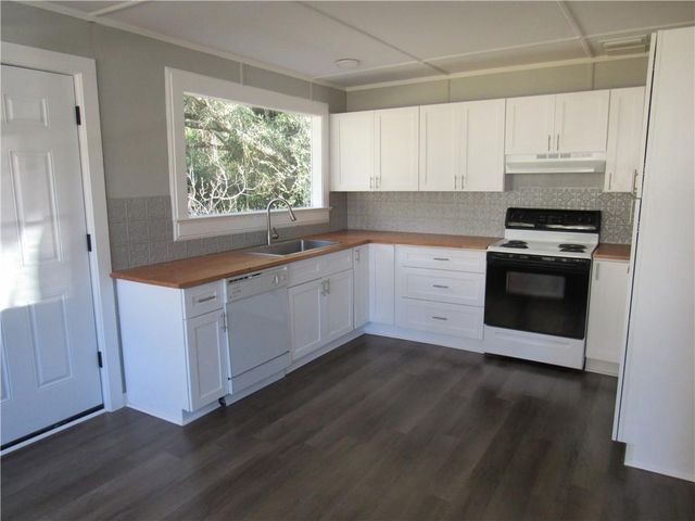 7730 Schillinger Heights Drive, Semmes, AL 36575