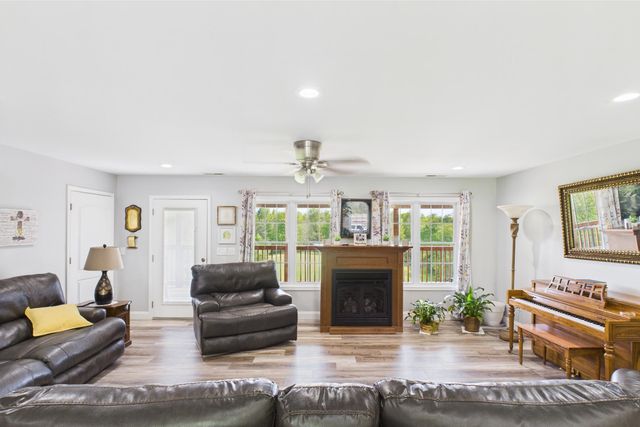 663 John R Jones Road, London, KY 40741