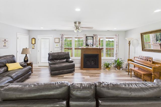 663 John R Jones Road, London, KY 40741