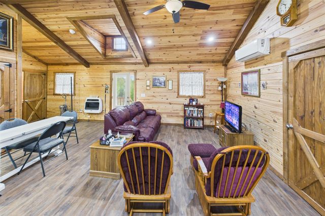 663 John R Jones Road, London, KY 40741