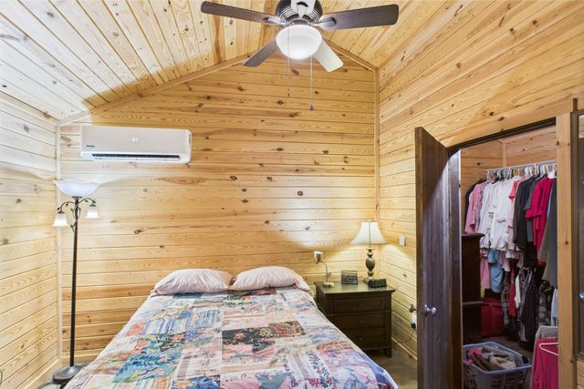 663 John R Jones Road, London, KY 40741