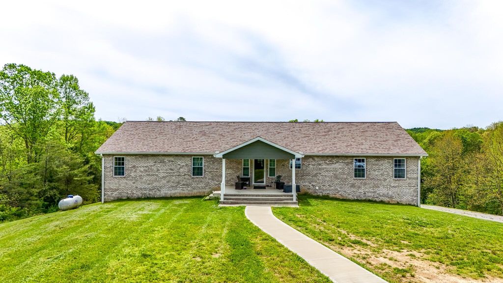 663 John R Jones Road, London, KY 40741