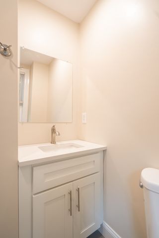 293 Fayette St 4, Quincy, MA 02170