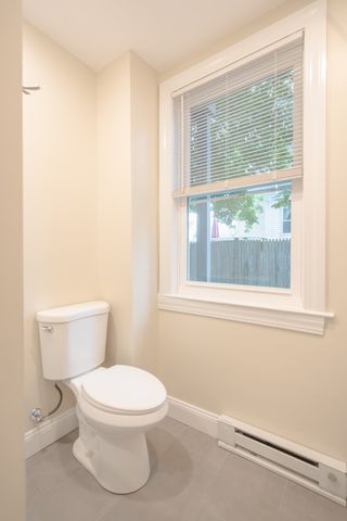 293 Fayette St 4, Quincy, MA 02170