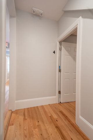 293 Fayette St 4, Quincy, MA 02170