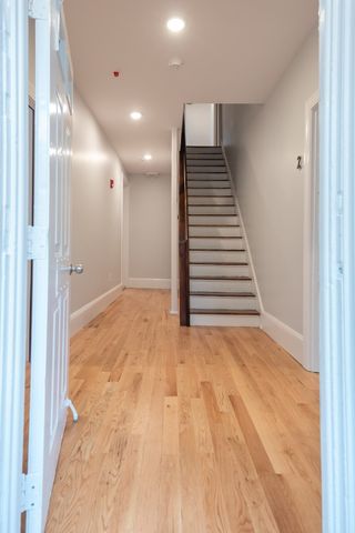 293 Fayette St 4, Quincy, MA 02170