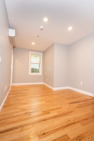 293 Fayette St 4, Quincy, MA 02170