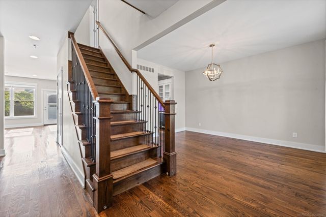 3712 Elmhurst Avenue, Royal Oak, MI 48073