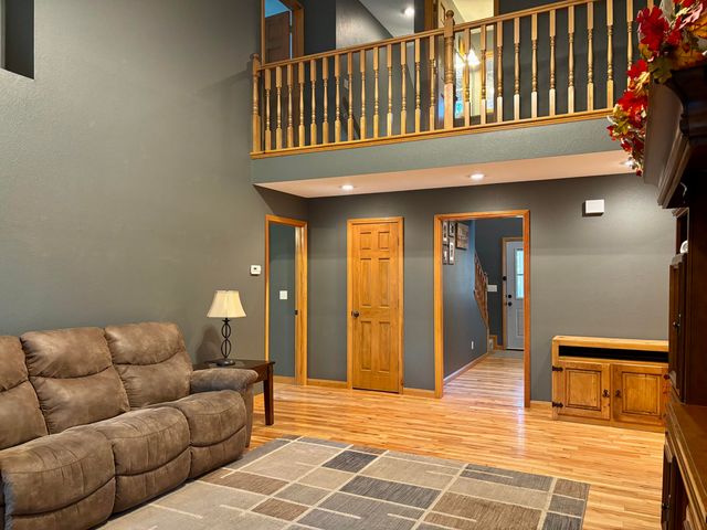 5318 Blackjack School Road, Crane, MO 65633