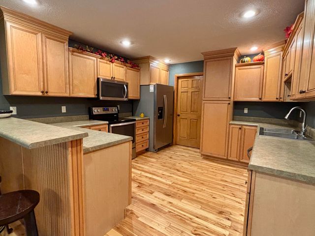 5318 Blackjack School Road, Crane, MO 65633