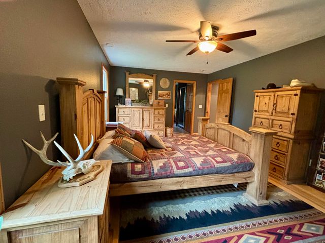 5318 Blackjack School Road, Crane, MO 65633