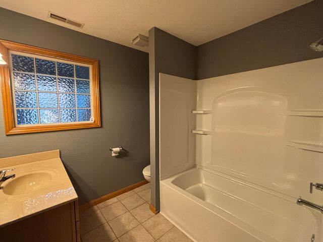 5318 Blackjack School Road, Crane, MO 65633