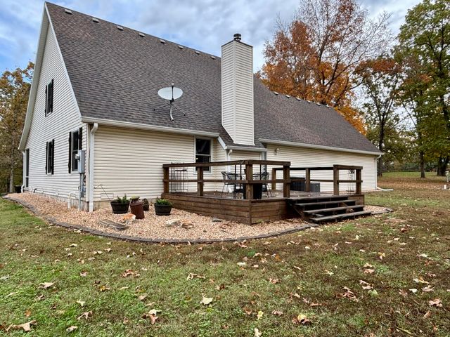 5318 Blackjack School Road, Crane, MO 65633