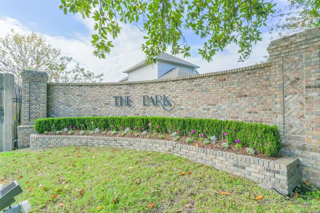 202 Victoria Way, Friendswood, TX 77546