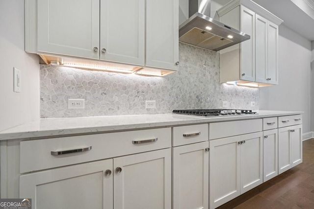 123 Village Green Avenue, Woodstock, GA 30189