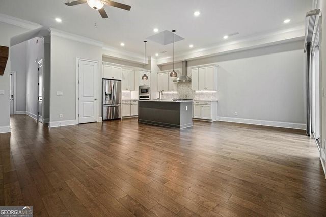 123 Village Green Avenue, Woodstock, GA 30189