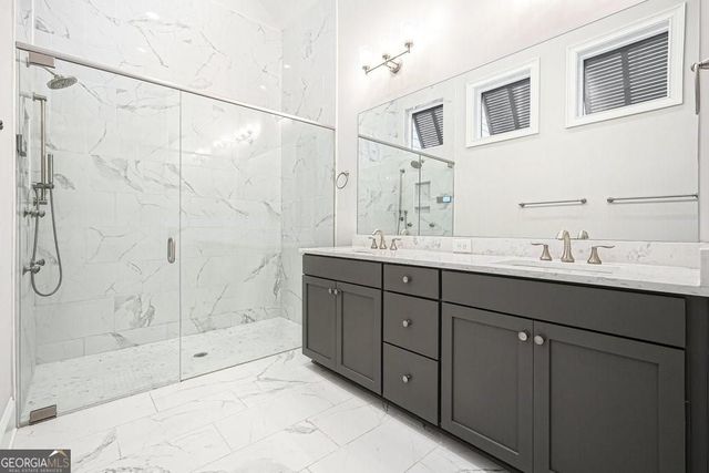 123 Village Green Avenue, Woodstock, GA 30189