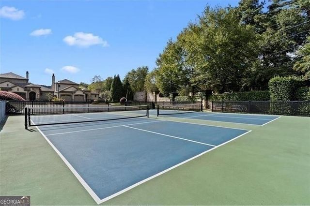 123 Village Green Avenue, Woodstock, GA 30189