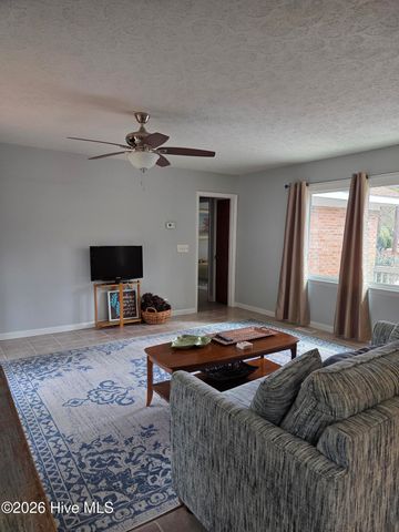 1 Golfview Court, Calabash, NC 28467