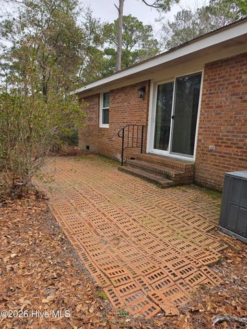 1 Golfview Court, Calabash, NC 28467