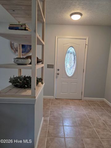 1 Golfview Court, Calabash, NC 28467