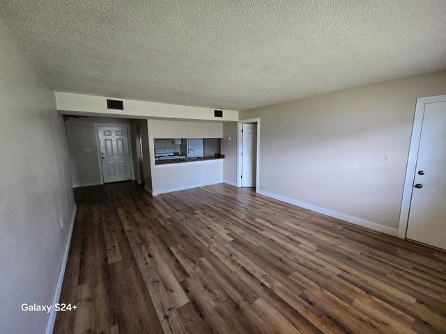 605 Colonial Drive, 4, Fort Walton Beach, FL 32547