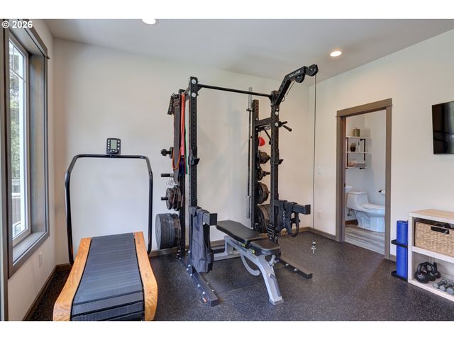 33032 PACIFIC BELLEVUE Ln, Warrenton, OR 97146