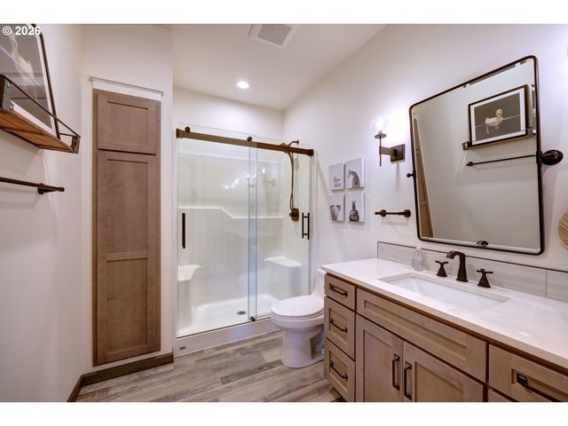 33032 PACIFIC BELLEVUE Ln, Warrenton, OR 97146