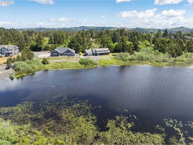 33032 PACIFIC BELLEVUE Ln, Warrenton, OR 97146