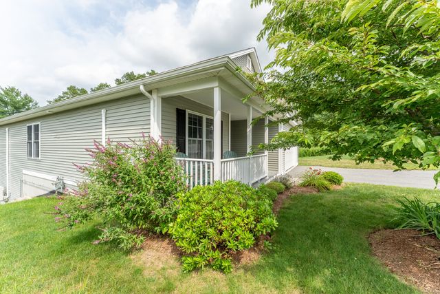 4 Skylark Lane 4, Killingly, CT 06239