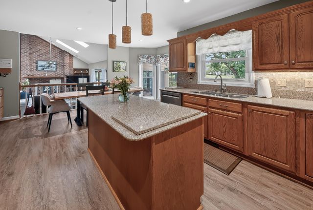 2 Cutchin Court, Charleston, SC 29414