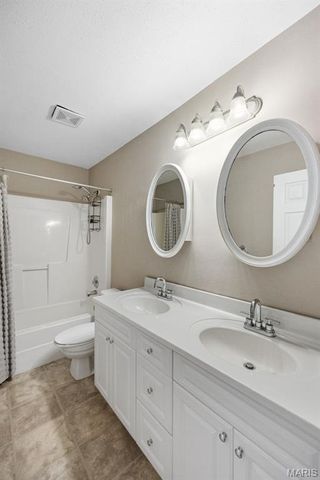 1755 Florine Boulevard A, St Charles, MO 63303