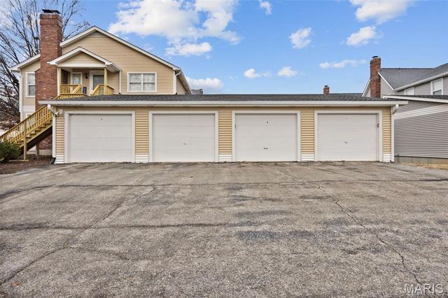 1755 Florine Boulevard A, St Charles, MO 63303