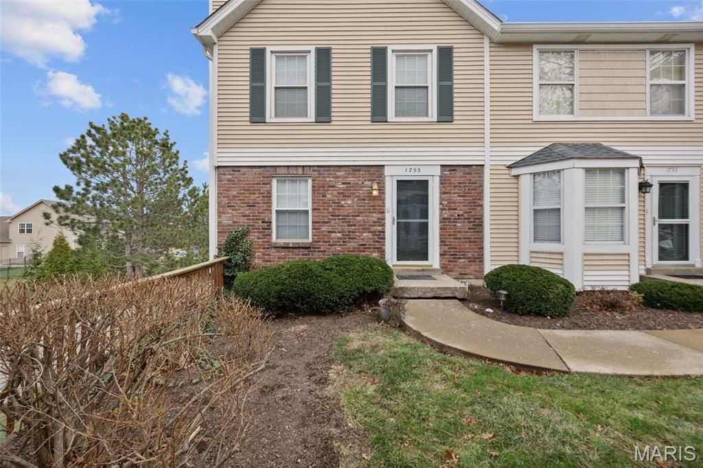1755 Florine Boulevard A, St Charles, MO 63303
