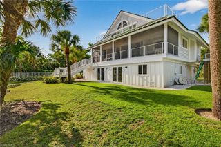 699 Anchor DR, Sanibel, FL 33957
