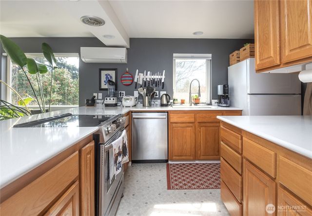 4258 N Whitman Ave, Seattle, WA 98103