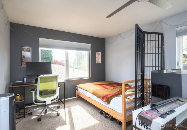 4258 N Whitman Ave, Seattle, WA 98103