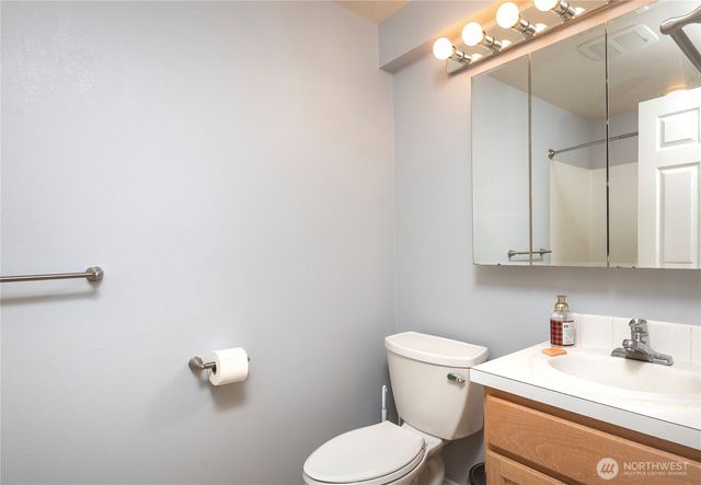 4258 N Whitman Ave, Seattle, WA 98103