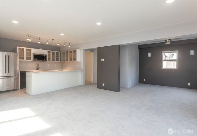 4258 N Whitman Ave, Seattle, WA 98103
