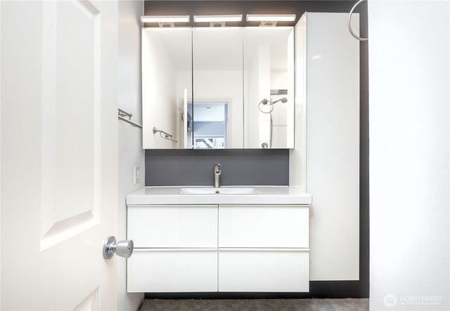 4258 N Whitman Ave, Seattle, WA 98103